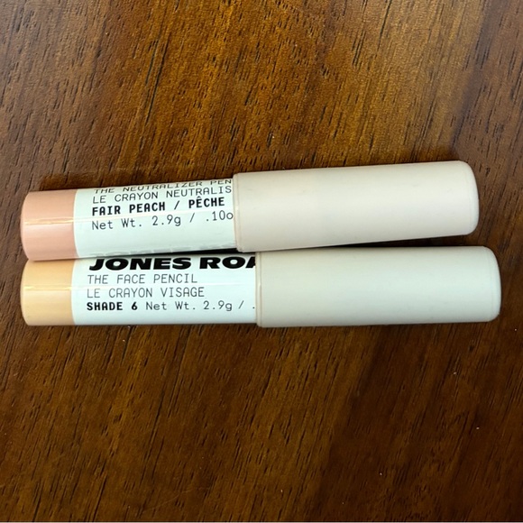 Jones Road Peach Neutralizer Pencil with Sharpener - Picture 2 of 2